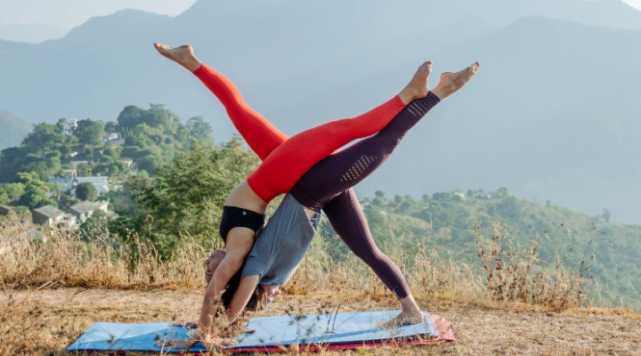 200 hour yoga teacher training course in Rishikesh