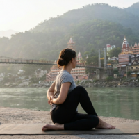 200 hour yoga teacher training course in rishikesh